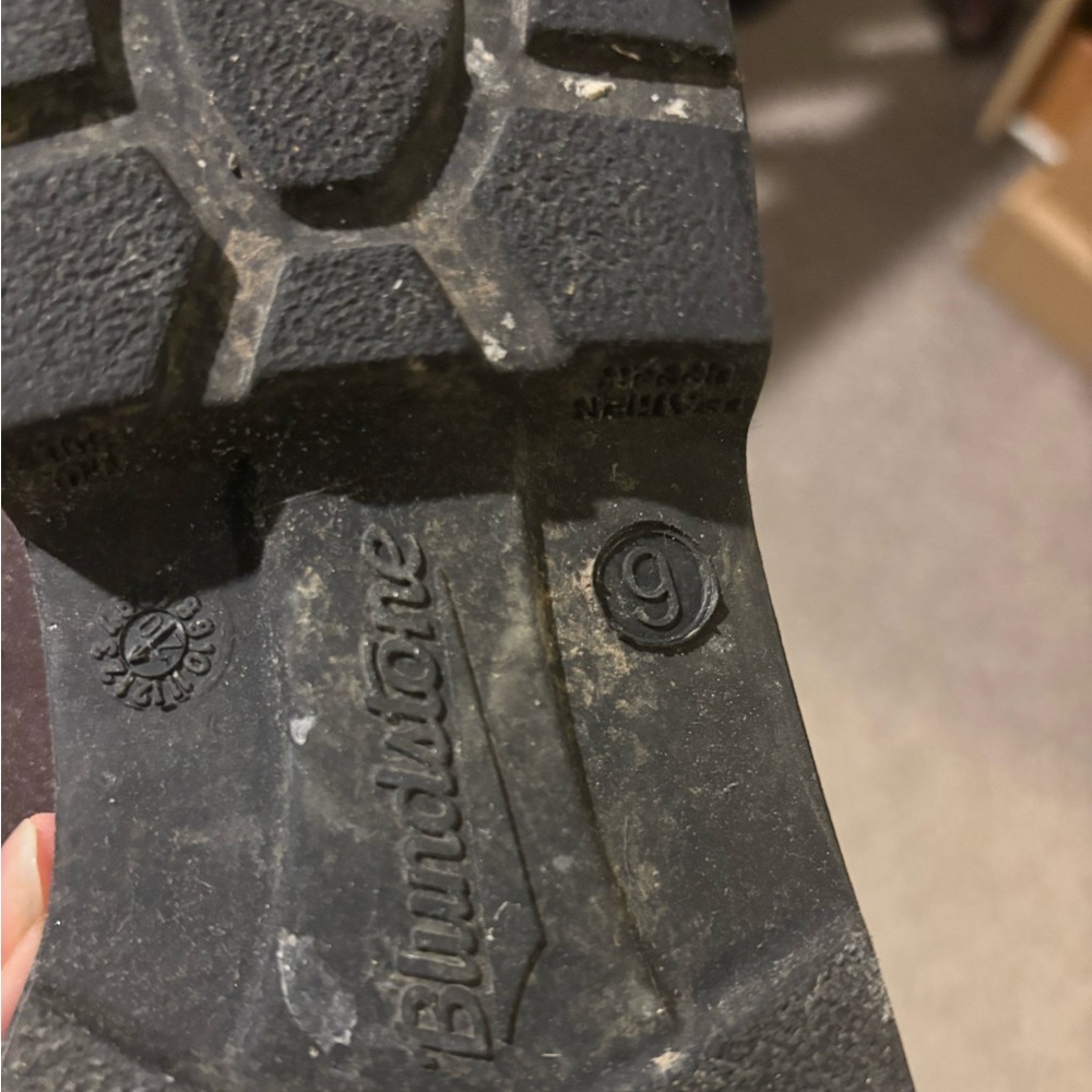 Blundstone Dark Red Ankle Boots - Picture 5 of 5